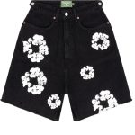 The Cotton Wreath Jean Short Black