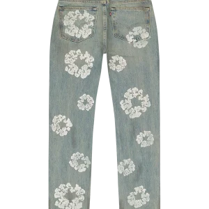 Denim Dirty Wash Wreath 501 Light Wash